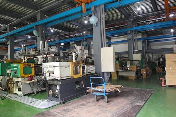 Plastic injection factory Taiwan mold maker