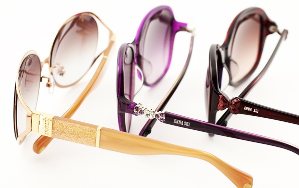 FireShot Capture 126 - Anna Sui 2015秋冬 浪漫紫薰 時尚眼鏡特寫 I _ - https___www.soeyewear.com_Article_Detail_11 FireShot Capture 126 - Anna Sui 2015秋冬 浪漫紫薰 時尚眼鏡特寫 I _ - https___www.soeyewear.com_Article_Detail_11
