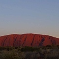 20100831 Uluru Tour Day2 (33) 大石頭夕陽.JPG