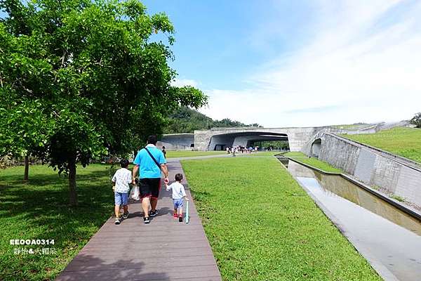 日月潭旅遊景點 日月潭向山遊客中心 日月潭自行車道 親子共乘自行車環湖擁抱日月潭美景 靜怡 大顆呆の親子 旅遊 美食 痞客邦