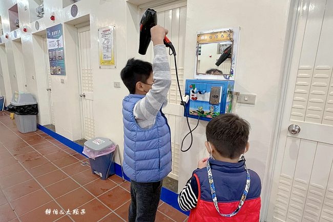 金山萬里溫泉湯屋 沐川海底溫泉，雙人湯屋200元、家庭湯屋4