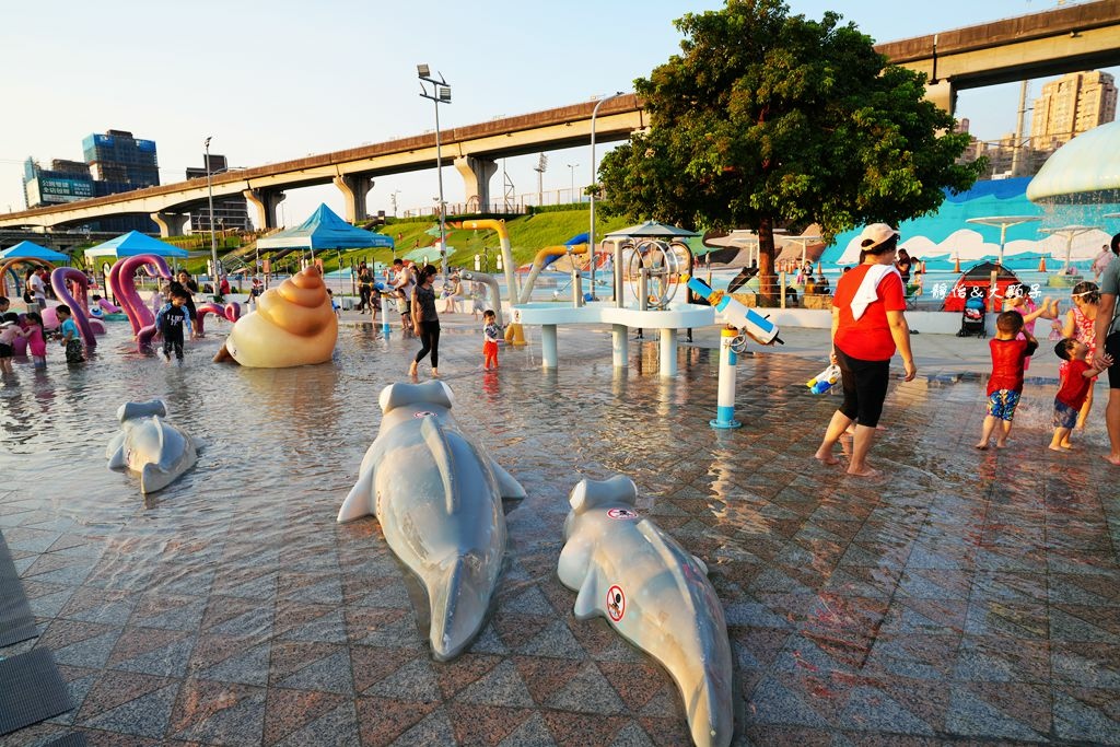 熊猴森海世界水樂園