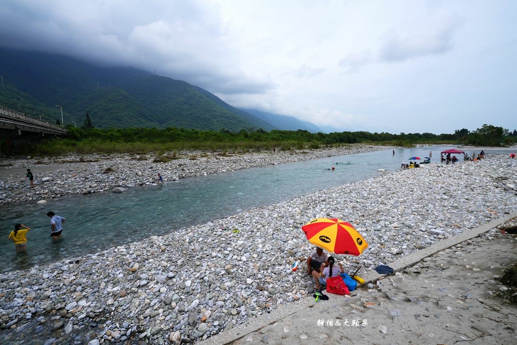 花蓮玩水景點 ❙ 美崙溪豐川堤防、國福橋下夏日戲水，超清澈溪