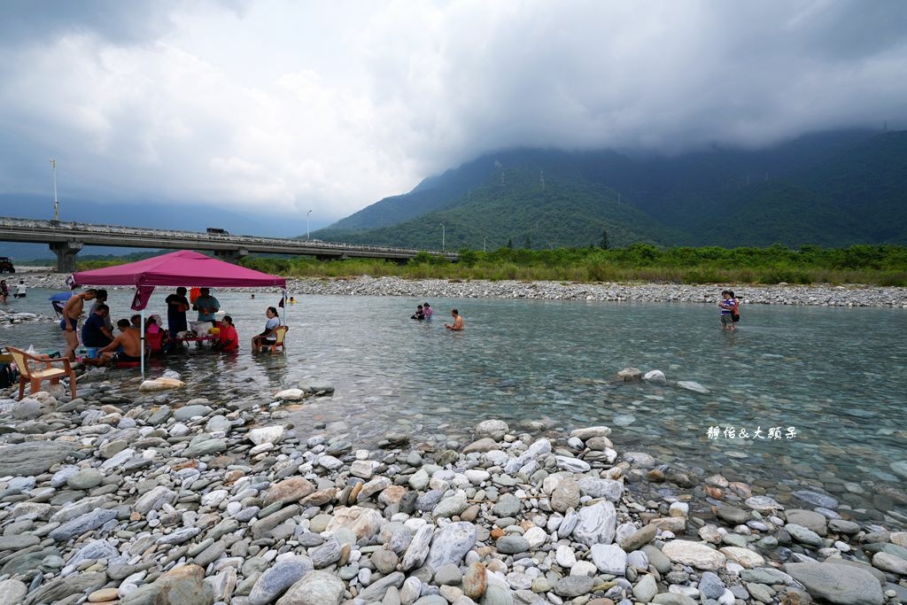 花蓮玩水景點 ❙ 美崙溪豐川堤防、國福橋下夏日戲水，超清澈溪