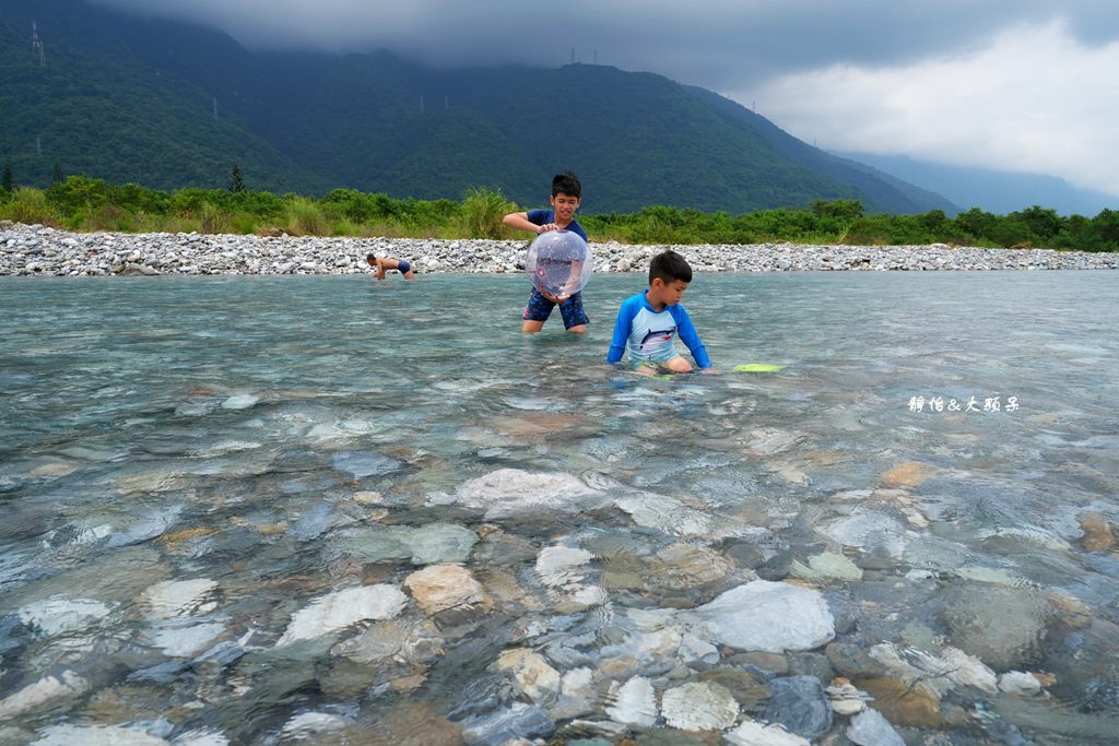 花蓮玩水景點 ❙ 美崙溪豐川堤防、國福橋下夏日戲水，超清澈溪