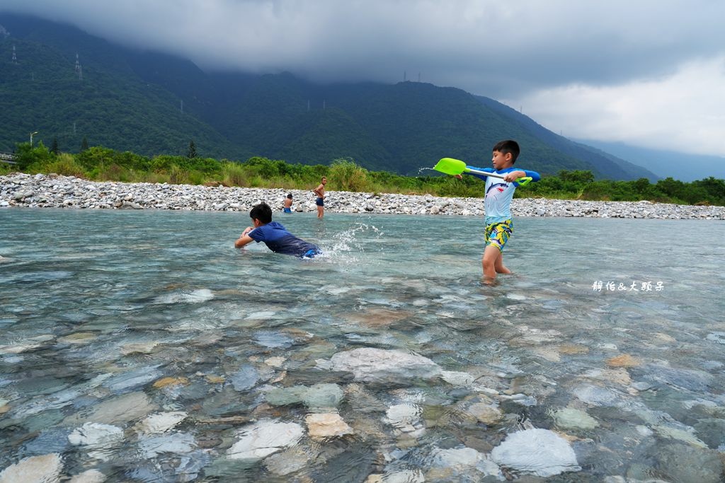 花蓮玩水景點 ❙ 美崙溪豐川堤防、國福橋下夏日戲水，超清澈溪