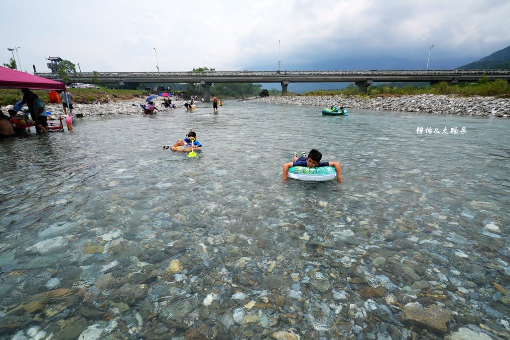 花蓮玩水景點 ❙ 美崙溪豐川堤防、國福橋下夏日戲水，超清澈溪