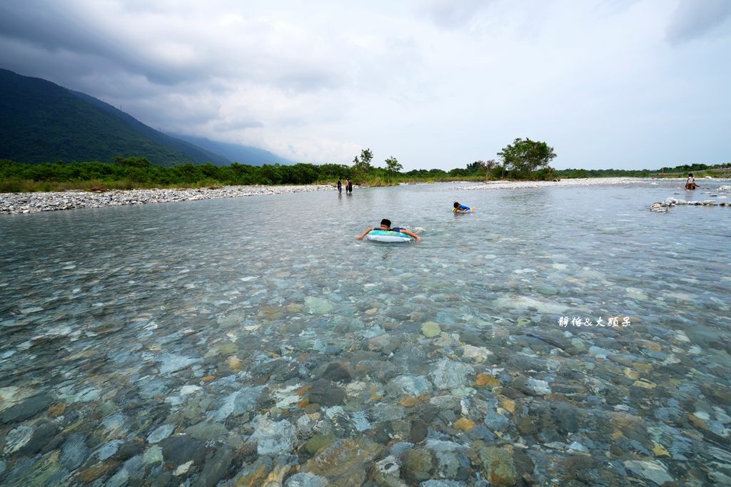 花蓮玩水景點 ❙ 美崙溪豐川堤防、國福橋下夏日戲水，超清澈溪