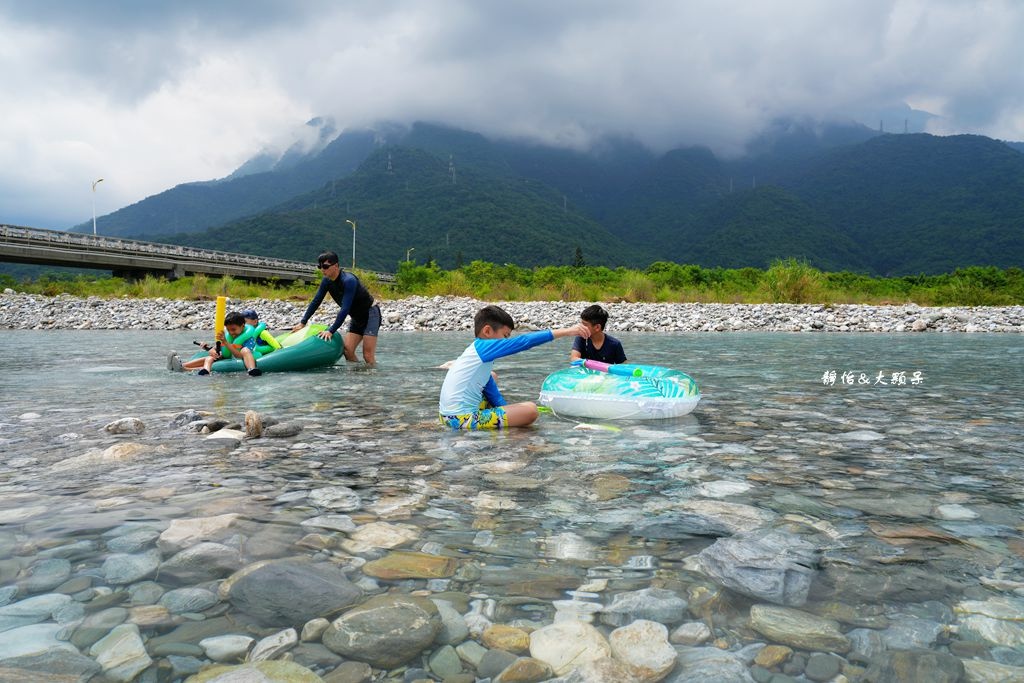 花蓮玩水景點 ❙ 美崙溪豐川堤防、國福橋下夏日戲水，超清澈溪