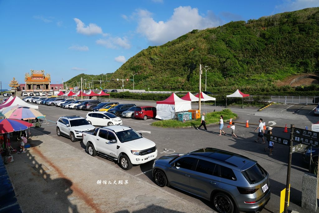 石門洞 ❙ 探索潮間帶生態，玩沙戲水、抓螃蟹，北海岸親子玩水