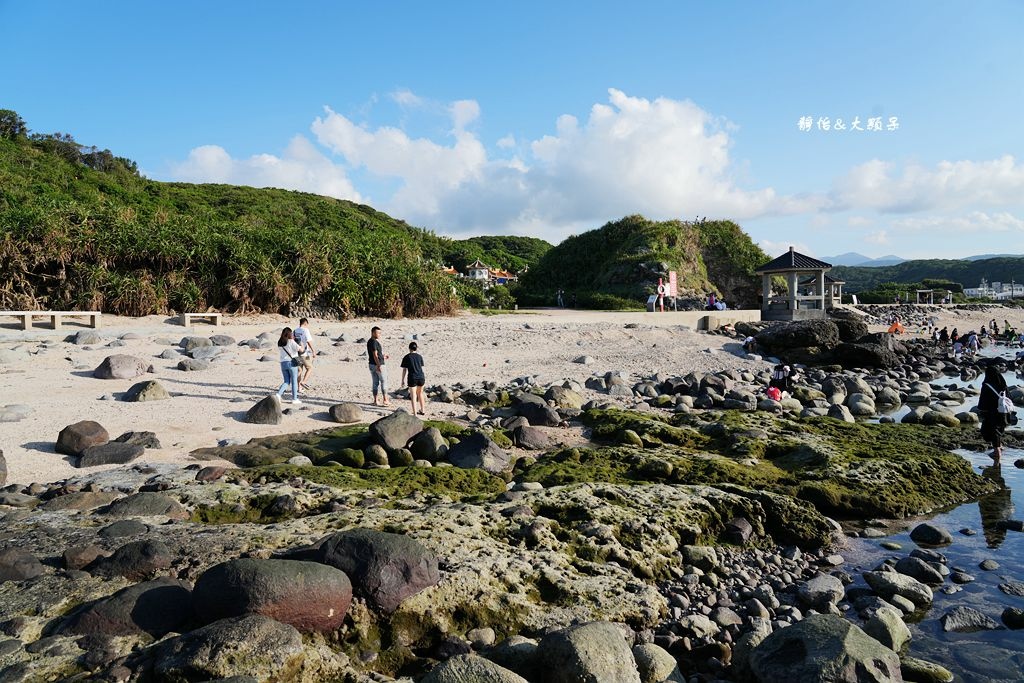 石門洞 ❙ 探索潮間帶生態，玩沙戲水、抓螃蟹，北海岸親子玩水