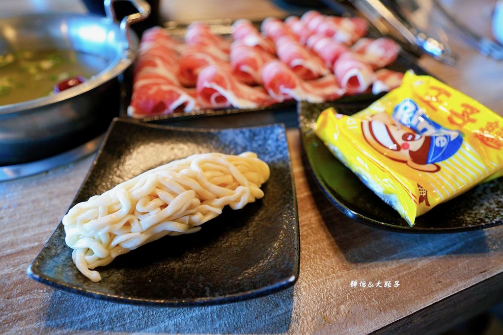 浪花春海鮮鍋物 ❙ 高CP值無敵海景火鍋，餐後甜點是哈根達斯