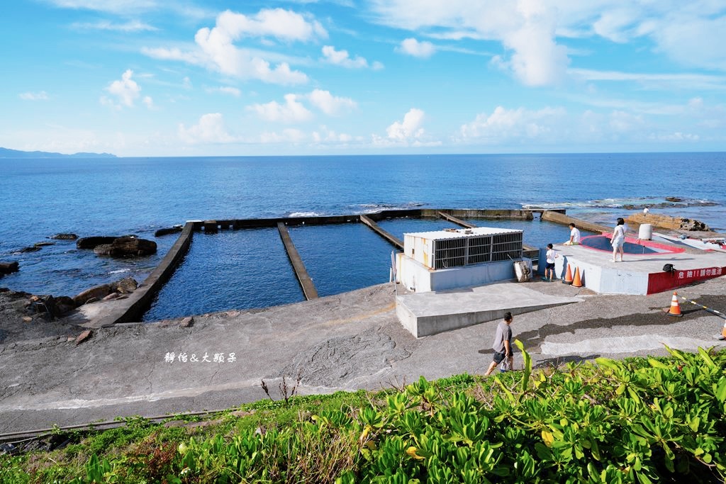 吃飯看海 ❙ 海邊貨櫃屋看海吃飯超chill，東北角貢寮海景