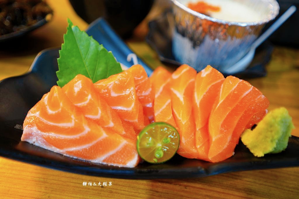 王匠生魚片&日本料理 ❙ 市場內超人氣生魚片、黑鮪魚，東港華