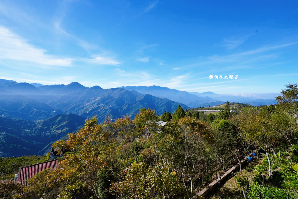 清境楓葉山莊 ❙ 視野絕佳景觀陽台房，附早餐、有電梯，鄰近青