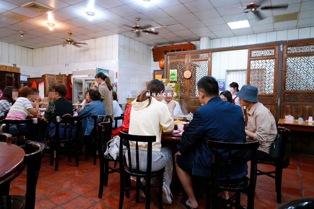 張家土雞城 ❙ 隱身民宅內超人氣土雞餐廳，自家飼養白斬雞，桃