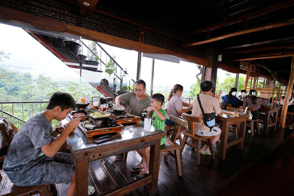 清豐濤月景觀餐廳 ❙ 吃火鍋、泡腳、眺望仁義潭美景，嘉義景觀