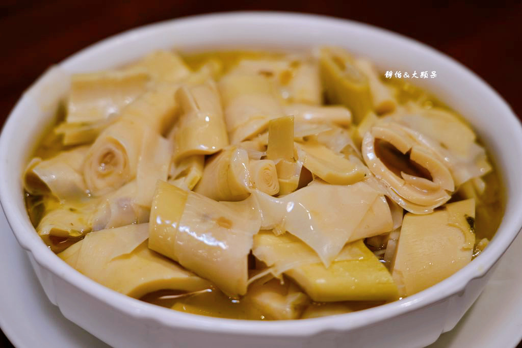 八方園客家餐館 ❙ 三合院裡吃客家料理，地瓜飯吃到飽，楊梅百