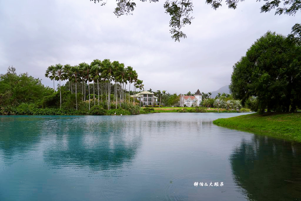 雲山水 ❙ 蒂芬妮藍夢幻湖景、落羽松，必拍跳石步道，花蓮壽豐