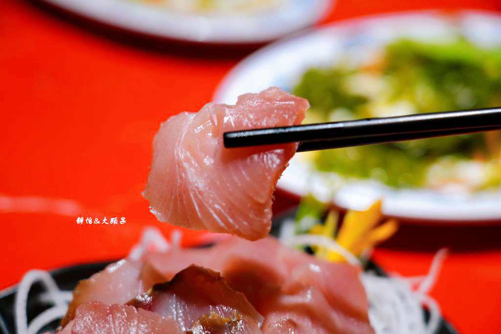 朝陽客來香 ❙ 朝陽漁港現流海鮮，白帶魚米粉湯好大一鍋，高C