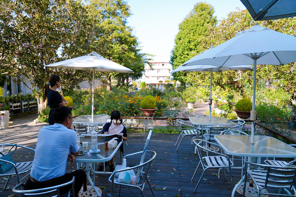 全得玫瑰莊園 ❙ 歐式木屋庭園餐廳，有草皮、溜滑梯，彰化田尾