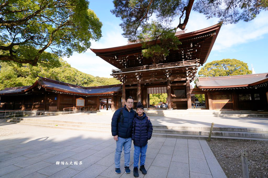 明治神宮 ❙ 原木大鳥居、酒樽牆，明治神宮交通，東京景點、東