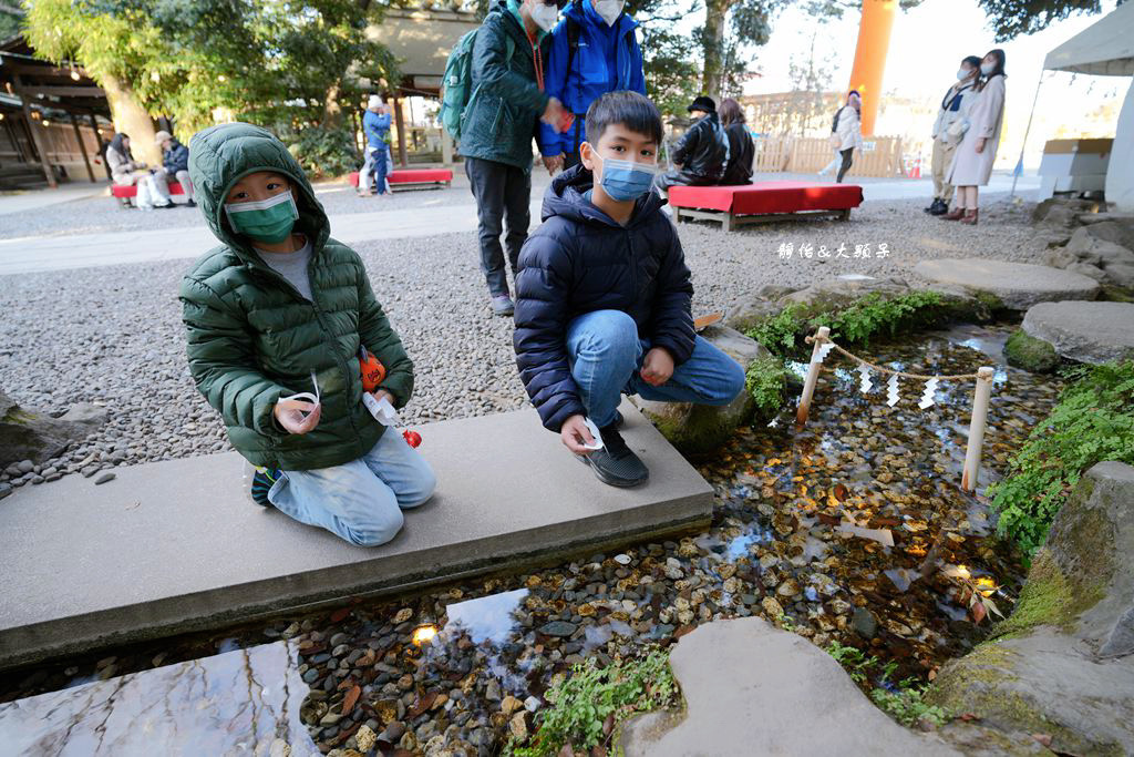 川越冰川神社 ❙ 祈求良緣鯛魚籤、繪馬隧道、人形流，崎玉旅遊