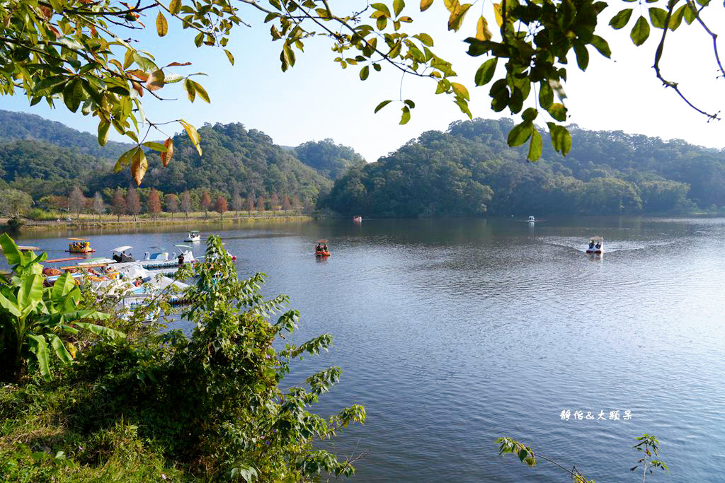 映象水岸 ❙ 峇里島發呆亭湖畔咖啡、踩天鵝船遊湖，苗栗三義景