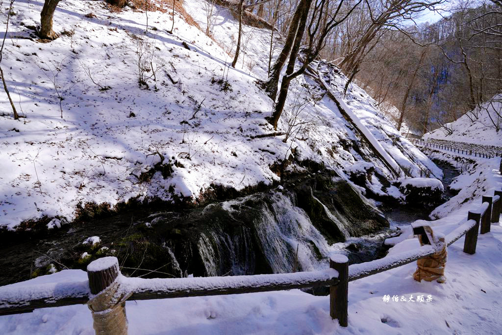 東京旅遊 ❙ 輕井澤白絲瀑布、白糸の滝，白雪皚皚，日本輕井澤