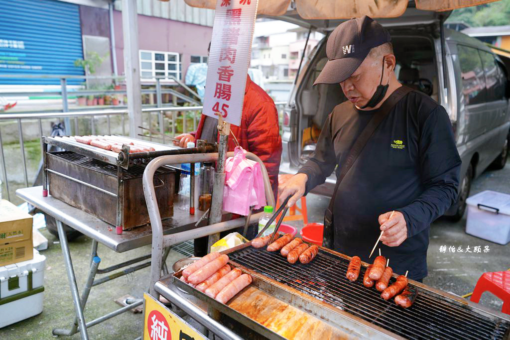 平溪老街 ❙ 超人氣老街美食小吃，平溪車站放天燈，新北平溪一