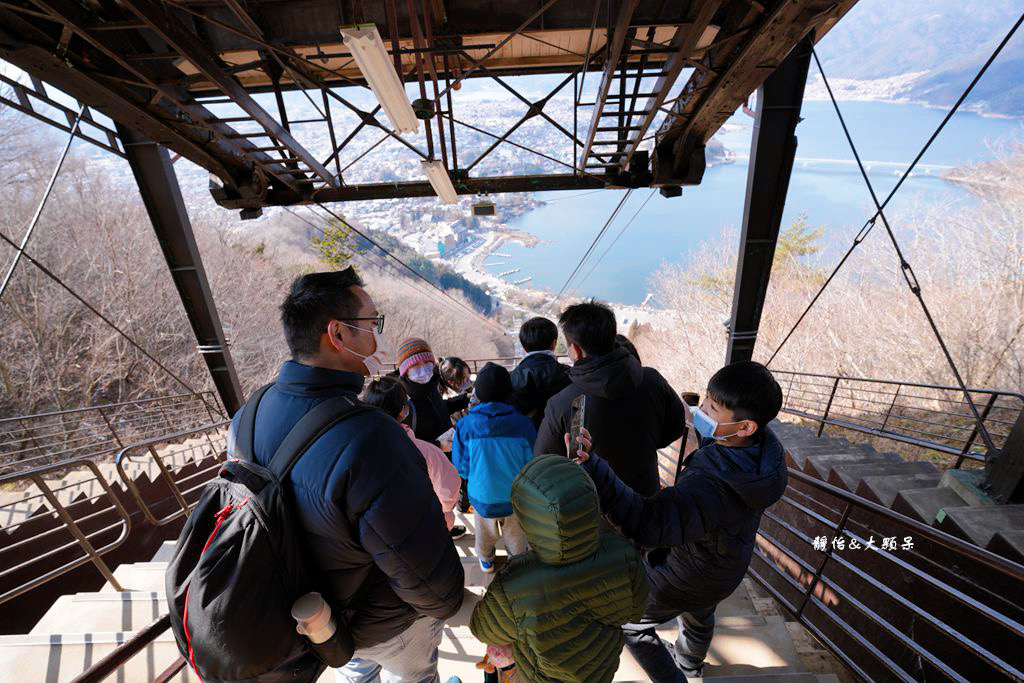 河口湖景點 ❙ 河口湖富士山全景纜車、天上山公園，眺望富士山