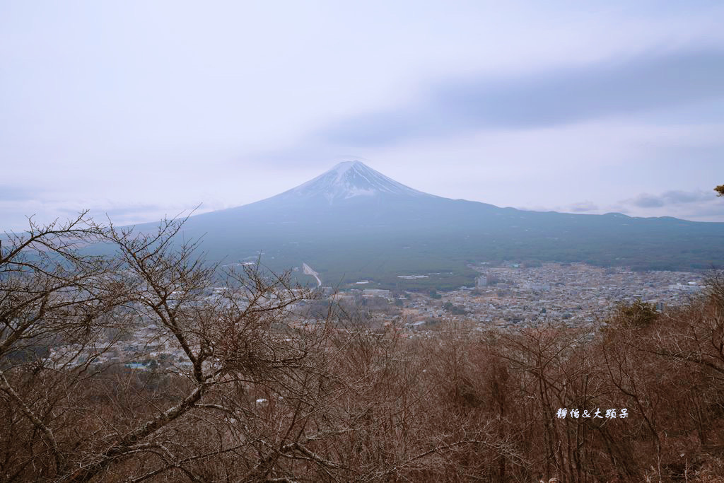 河口湖景點 ❙ 河口湖富士山全景纜車、天上山公園，眺望富士山