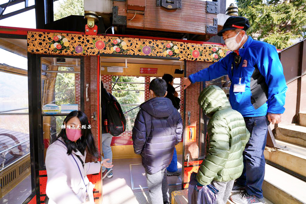 河口湖景點 ❙ 河口湖富士山全景纜車、天上山公園，眺望富士山