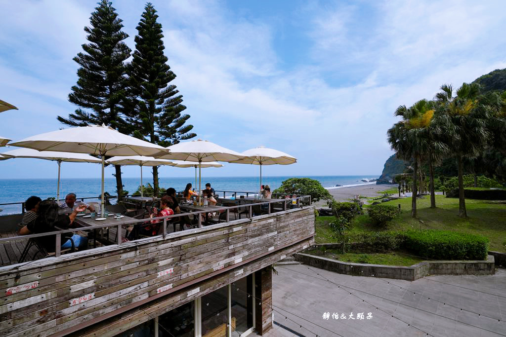 笑ㄟCafe ❙ 情人灣無敵海景視野，漫步內埤海灘，宜蘭海景