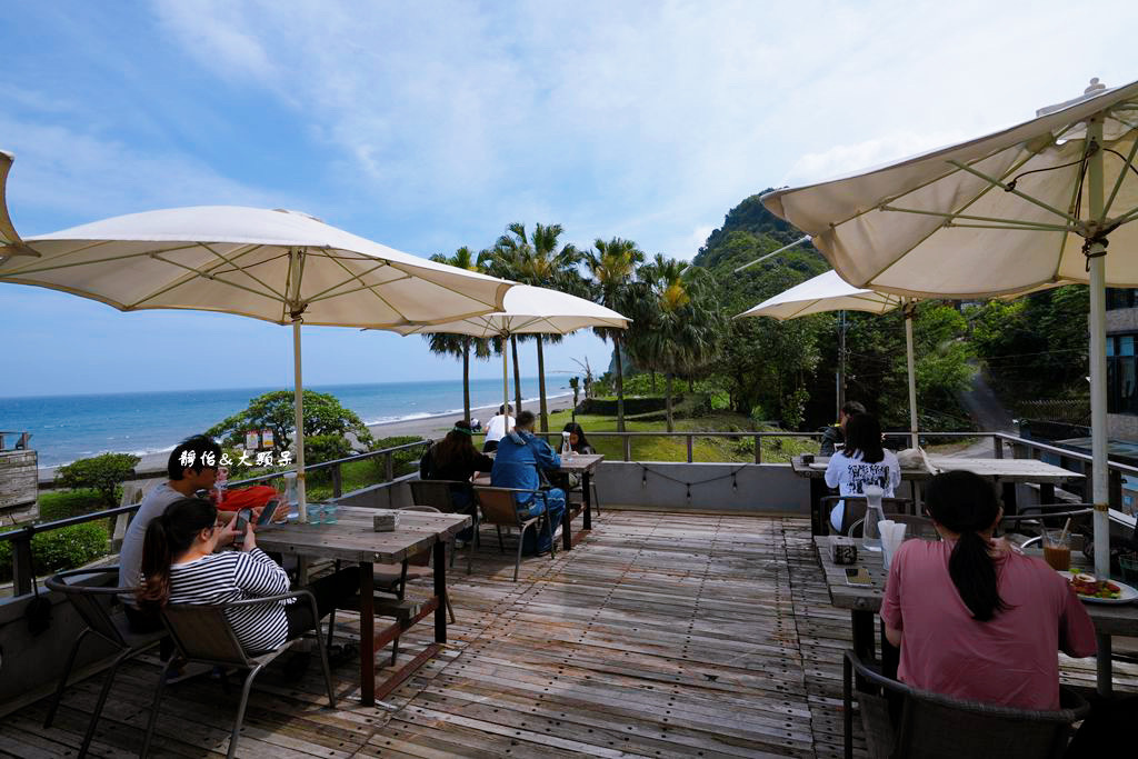 笑ㄟCafe ❙ 情人灣無敵海景視野，漫步內埤海灘，宜蘭海景