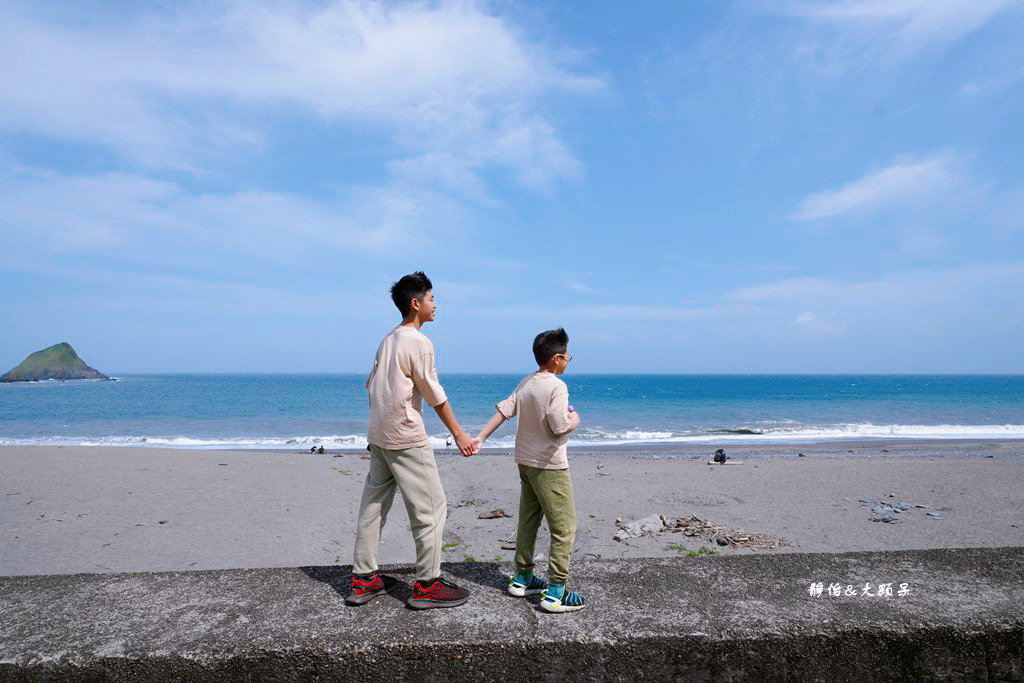 笑ㄟCafe ❙ 情人灣無敵海景視野，漫步內埤海灘，宜蘭海景