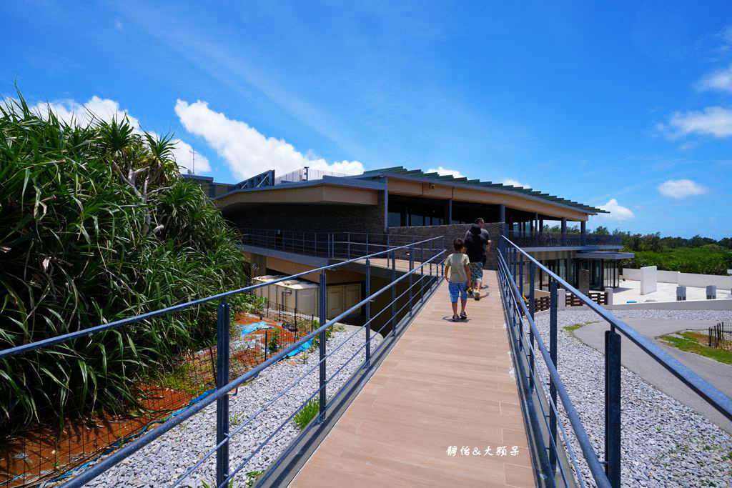 萬座毛 ❙ 超人氣象鼻岩，無敵海景視野，沖繩恩納景點，沖繩自