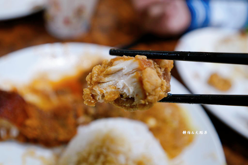 食來運轉 ❙ 大推鹽酥雞塊飯，內用魯肉飯、四種飲料無限續，士