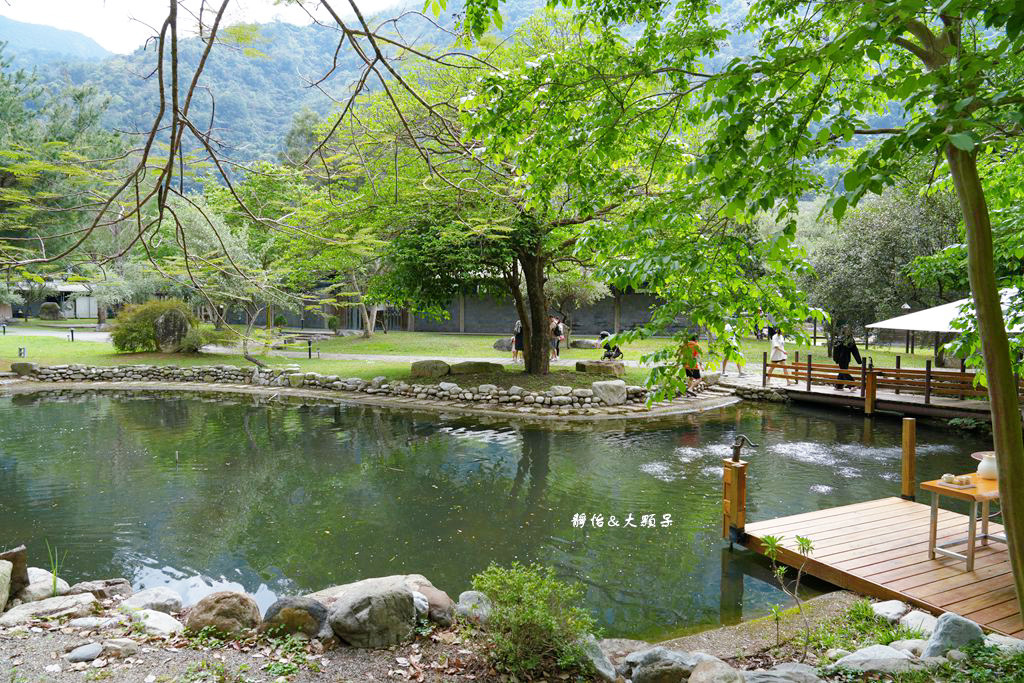 拾光咖啡館 ❙ 森林系咖啡廳，寵物友善、環境清幽，台中景觀餐