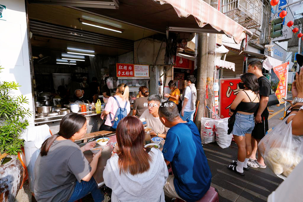 旗山老街美食指南，旗山紅糟肉、三哥臭豆腐、楊桃杏仁露、吳厝傳