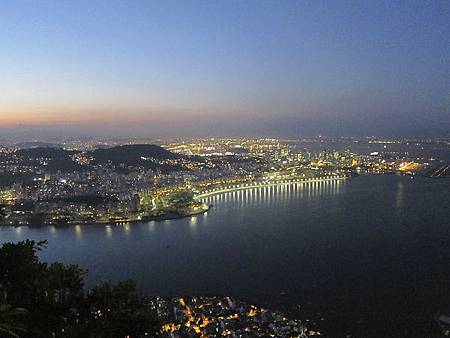 14' 02/26 Sugarloaf Mountain (Portuguese: Pão de Açúcar)