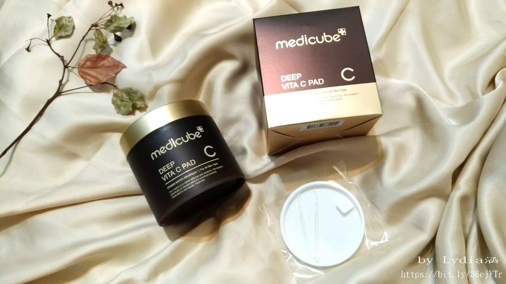 韓國MEDICUBE｜ 全能維他命C透亮爽膚棉 一罐相當於7