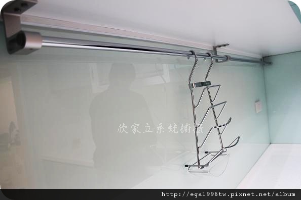 欣家立系統櫥櫃-仁愛路廚具 不銹鋼吊桿+鍋蓋架