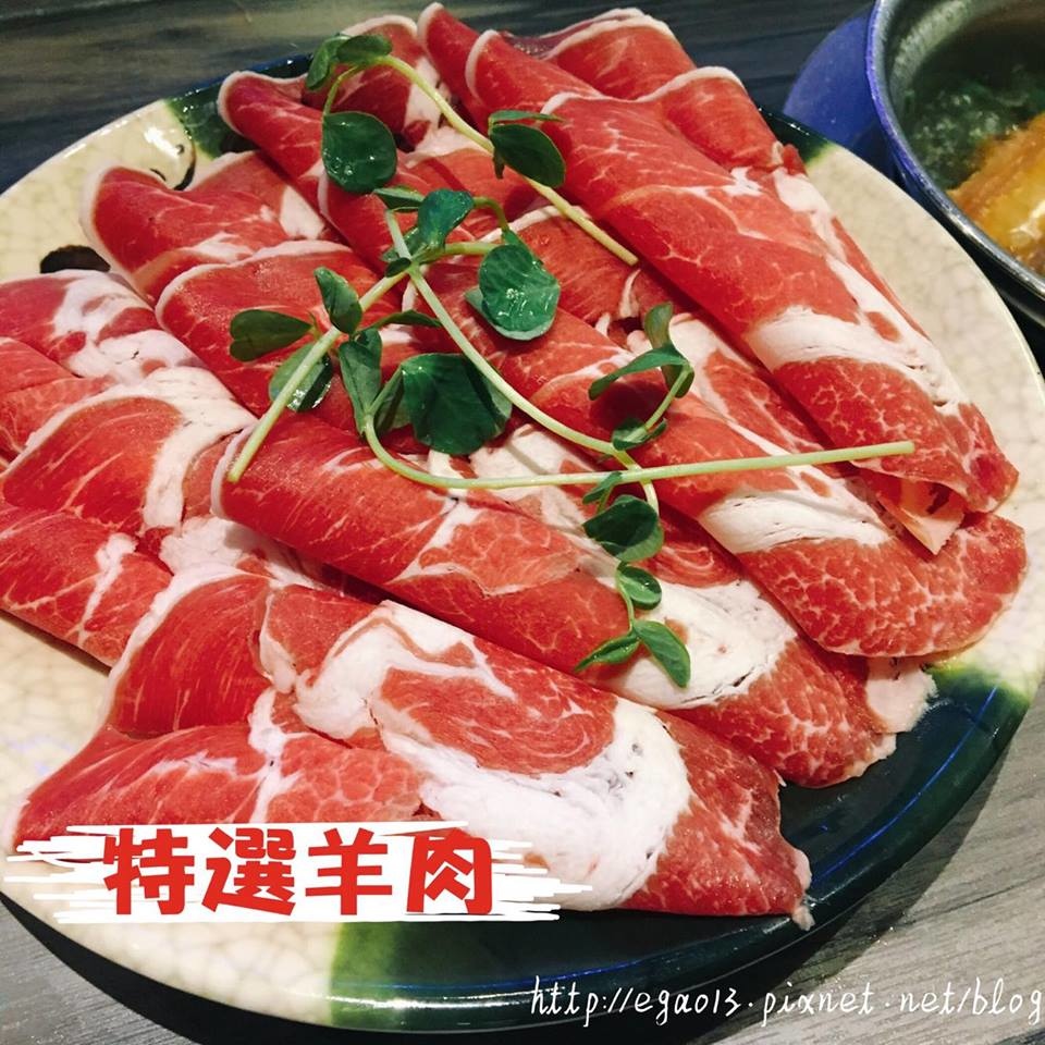 【新北投站】新北投旗艦店-鍋董，寵物友善餐廳~海鮮肉片新鮮美