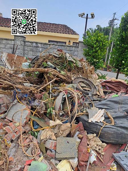 整地垃圾1.jpg 整地垃圾1.jpg