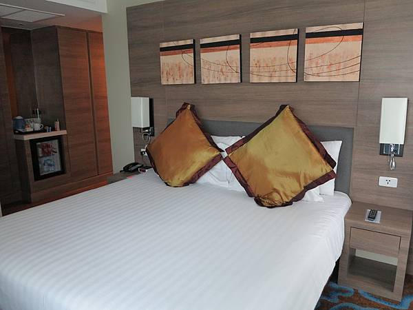 IMG_9759.JPG IMG_9759.JPG