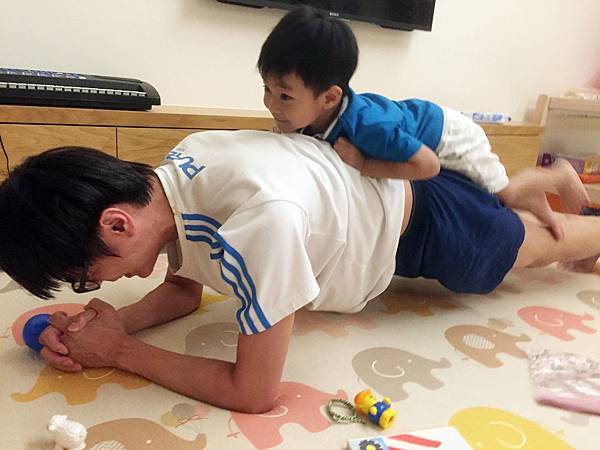 IMG_2116e.jpg IMG_2116e.jpg