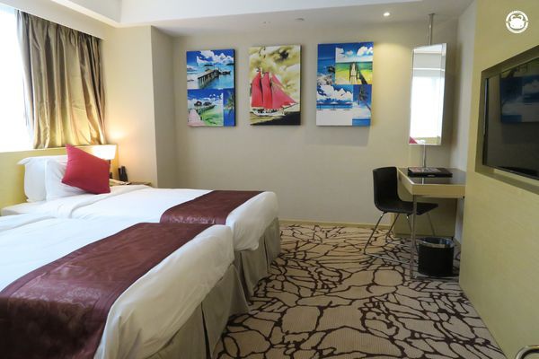 1455800289-2332472209_n (1)