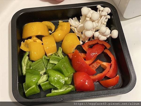 彩椒跟香菇