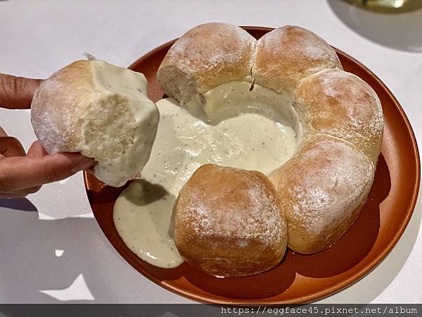 [台北美食] 君悅酒店《寶艾西餐廳》帶你餐桌環遊世界 米其林